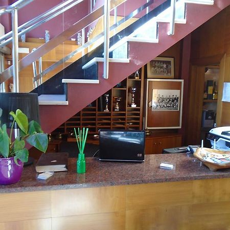 Hostal Fonda Galicia Cardedeu Eksteriør billede