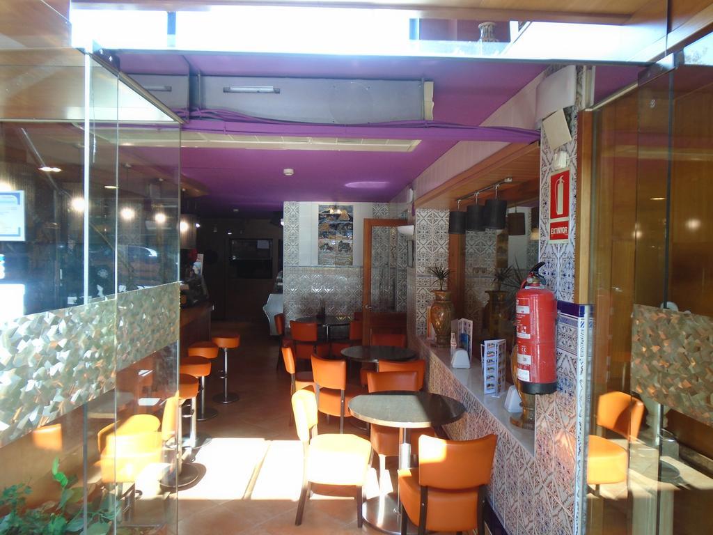 Hostal Fonda Galicia Cardedeu Eksteriør billede