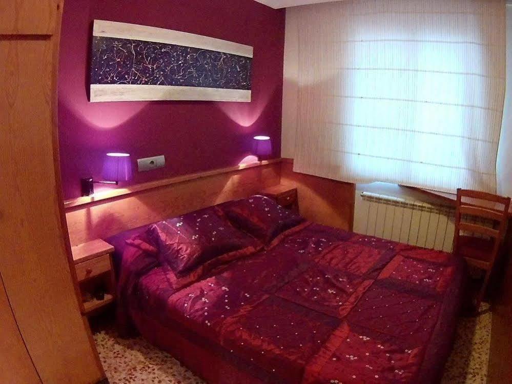 Hostal Fonda Galicia Cardedeu Eksteriør billede